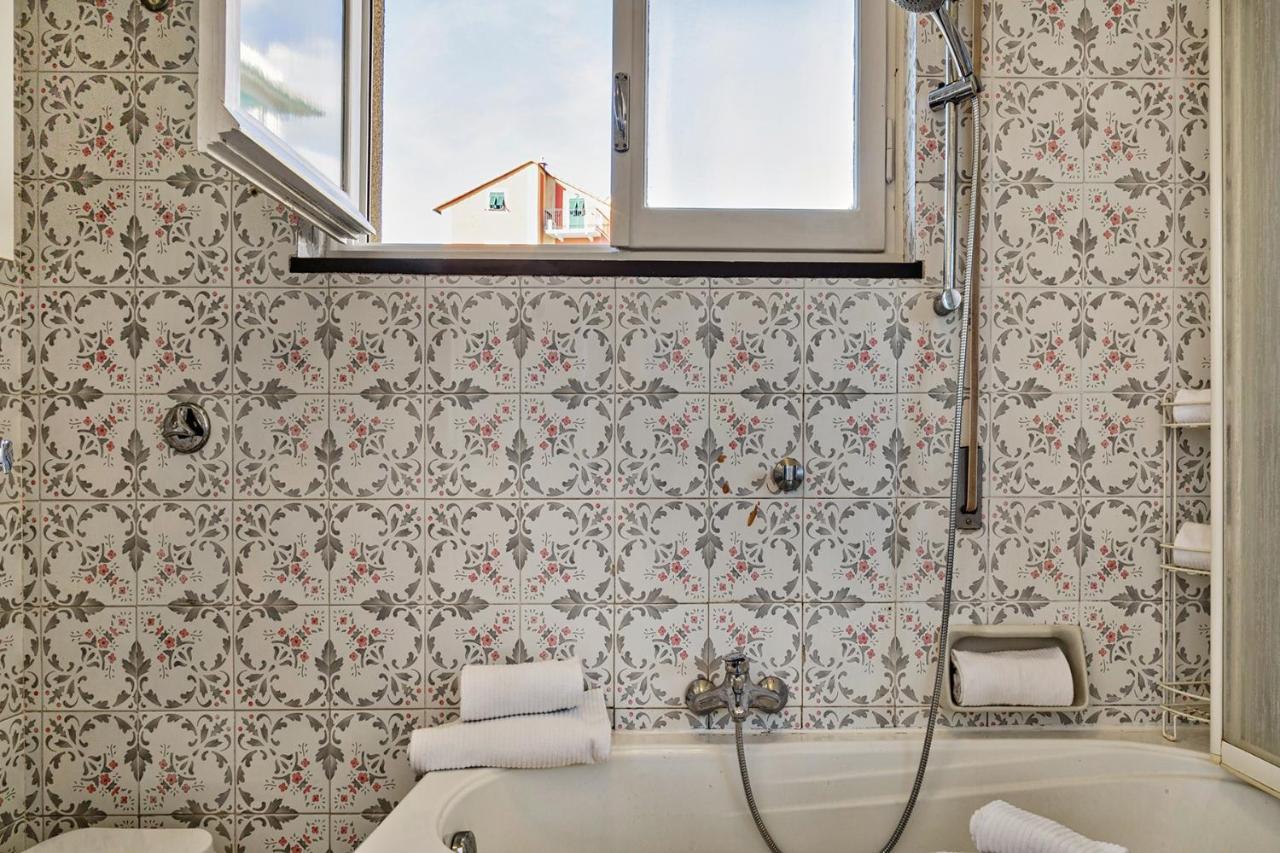 Homey Seaview Apartment By Wonderful Italy Gênes Extérieur photo